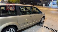 Chrysler Town and Country